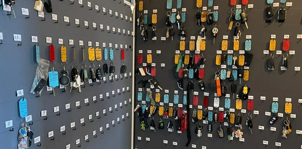 parking securise bordeaux merignac